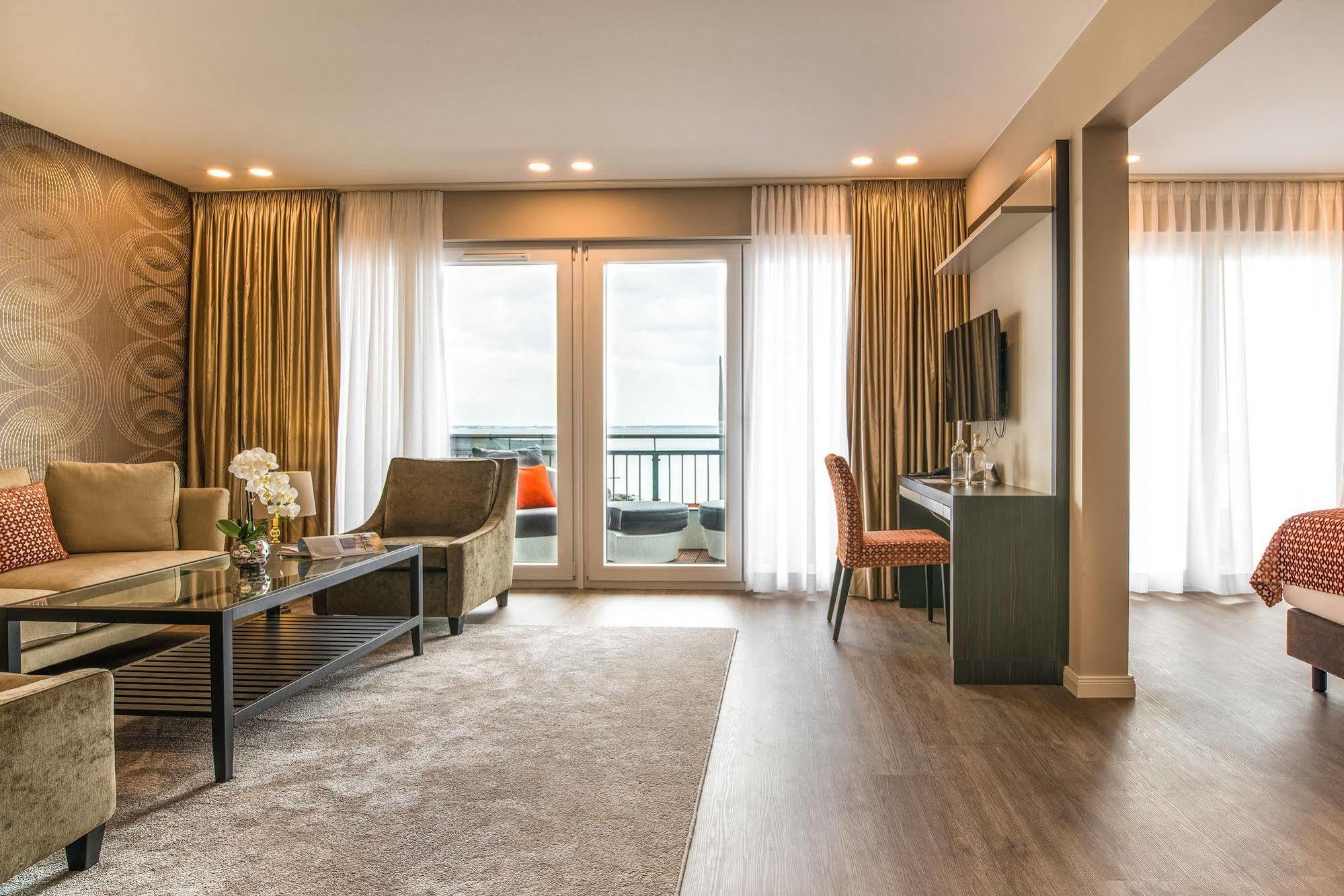 Strandhotel Luv Timmendorfer Strand Ngoại thất bức ảnh